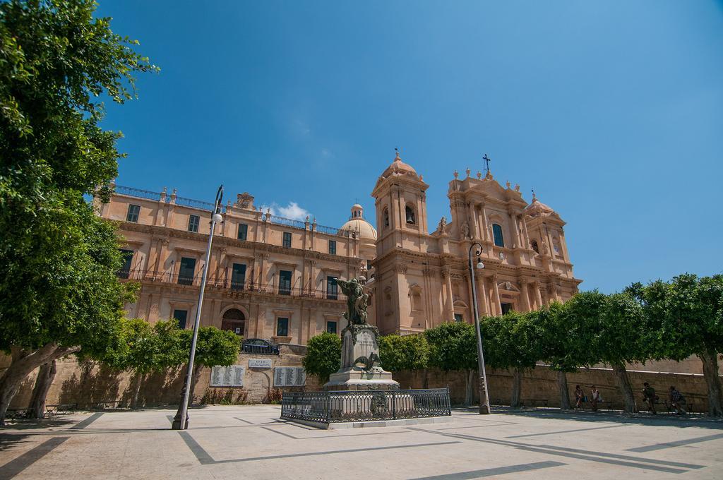 Apartmán La Nicchia Noto Exteriér fotografie